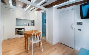 Little Chic Gem,Best Borne Spot! - Image 4