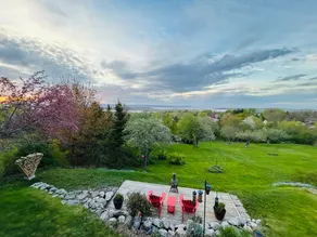 Pleasant View Garden Suite - Image 5