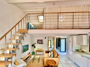 Newly renovated lake house - Image 4