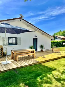 Newly renovated lake house - Image 5