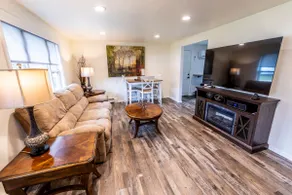Charming split-level near Lambeau - Image 2