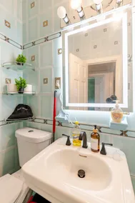 Cozy Moroccan Vibes -3BR 2BA- Groups 15 Min City - Image 5