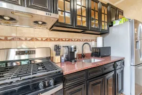 Cozy Moroccan Vibes -3BR 2BA- Groups 15 Min City - Image 3