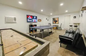 5-Star Pool Home | Fast WiFi | Near Strip - Image 3