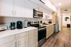 Pool | Gym | 1bd | Min to Dwntn, Trail, Stadium - Image 3