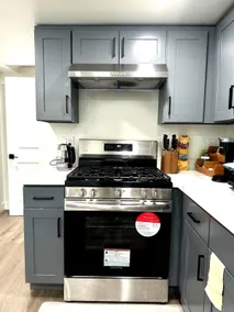Cozy 1BR in Northgate w/Parking - Image 3