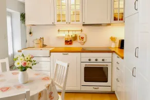 Charming cottage in the grounds of an ancient mill - Image 5
