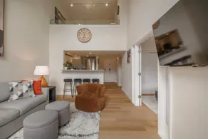Stylish 2 BR, 2 BA in the Heart of the City! - Image 3