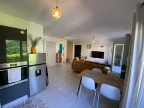Appartement 2 chambres Vals les bains - Image 4
