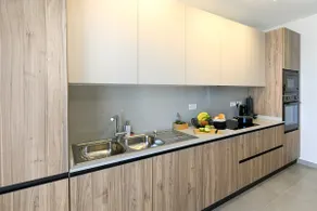 Luxury Apartment Valley Views A8 - Image 2