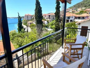 Monastiraki 2BR • Sea View • Walk to quiet Beach - Image 4