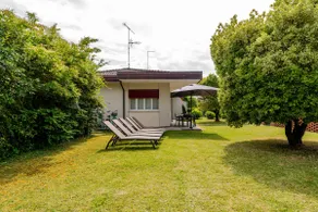 Villa + garden near the beach - Image 5