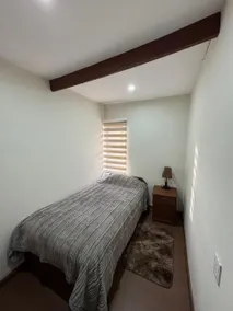 Bright and cozy apartment - Image 2
