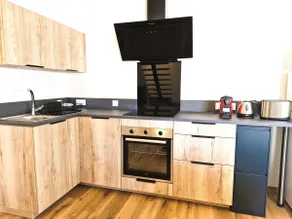 3 bedroom apartment - Image 5