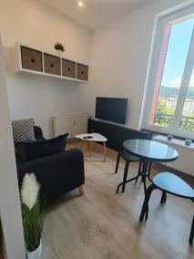 Beautiful renovated studio. - Image 4