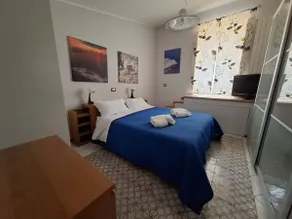Penthouse with terrace - Image 5