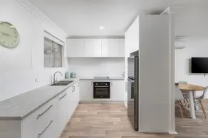 Comfortable Gem Near The Beach - Image 2