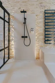 The Barn - Exceptional 5* Room - Image 4