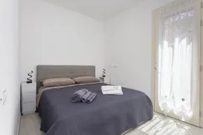Luna Apartment - Image 2