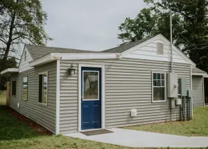 LODGE - 2 Qn Bds | Fireplace | Full Kitchen | WIFI - Image 5
