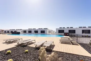 Modern apartment 500m from beach, pool & terrace - Image 4