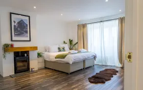 Sweet Caroline, 4 bedrooms Semi - Image 3