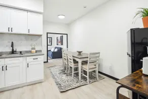 1BR Apartment | Modern Design | Near NYC | King Bd - Image 4