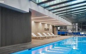 City Escape - 8 mins From Flinders St - Pool & Gym - Image 4