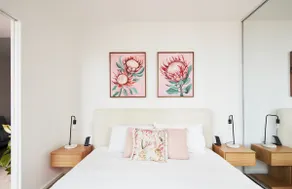 City Escape - 8 mins From Flinders St - Pool & Gym - Image 3