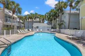 Pool front *1 minute walk to beach*Newly renovated - Image 5