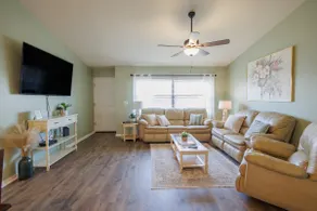 Cozy, quiet 2/2 villa with 2 pools! - Image 4