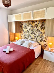 6-person apartment • Beach 15 min away • 3 bedrooms - Image 3