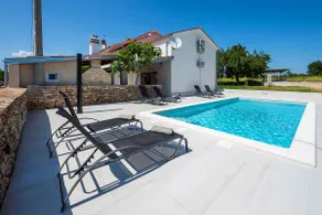 Charming stone villa with private pool - Image 4