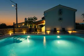 Charming stone villa with private pool - Image 3