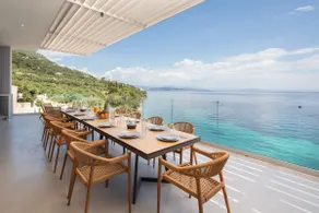 Elysian Shores Beachfront Villa - Image 3