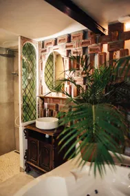 La Douce -Sauna Jacuzzi Lille by Moment Parenthesis - Image 2