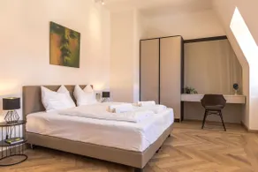 Spacious Suite • 70 m² • Bedroom & AC - Image 2