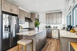 2BR Luxury Getaway | Mins to Beach + Arcade&Games - Image 2