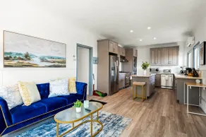 2BR Luxury Getaway | Mins to Beach + Arcade&Games - Image 4