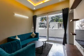 Spacious 1BHK + Balcony | HSR/Koramangala Stay - Image 4
