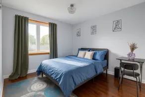 Renovated 3BR Home w/Vball Set—Near Rogers Stadium - Image 2