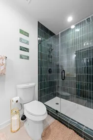 Cozy Modern 3BR Houston Townhome - Image 4
