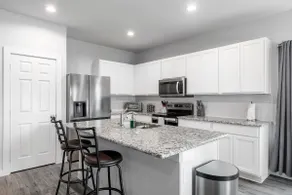 Spacious Modern Ft. Worth Home - Image 2