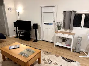 The White Room - Image 5