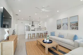 NEW - Luxury Seascape w/Pool+Free Dockage+Gameroom - Image 4