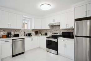 Bright New Modern 2BR/2BA Family Stay with A/C - Image 3