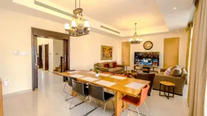 Spacious 5BHK Villa with Private Pool and Beach - Image 2