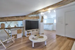 Charming, comfortable in the city center - Image 3