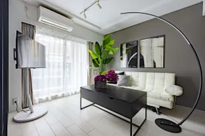 Roppongi's Hidden Home｜Cozy｜4 min walk from the station｜45㎡｜2BR Living｜Convenient to Shibuya, Shinjuku, Omotesando, Ginza - Image 2