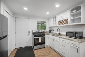 Modern & Quiet 1 Bdr Apt in Gibsonia/Pittsburgh - Image 2